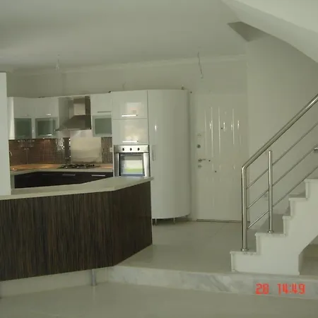 Villa Cesme Alacati'da Havuzlu Kiralik *